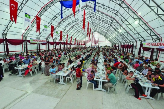 Adana iftar çadırları nerede 2016