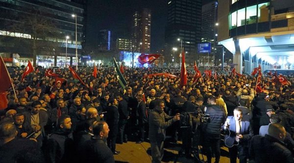Türkiye Hollanda arasında yaşanan kriz, neden sıkıntı var