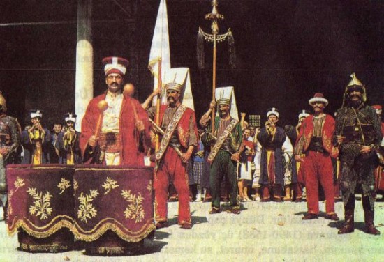 Osmanlıda saray teşkilatı