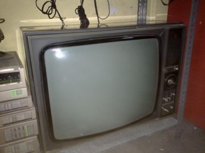 siyah beyaz ilk televizyon