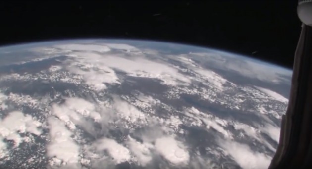 uzaydan çekilmiş dünya fotoğrafı